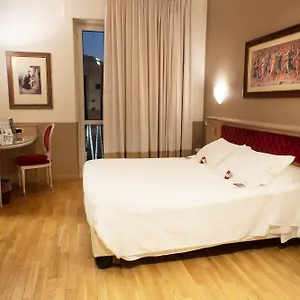 Santa Barbara 4*, San Donato Milanese İtalya